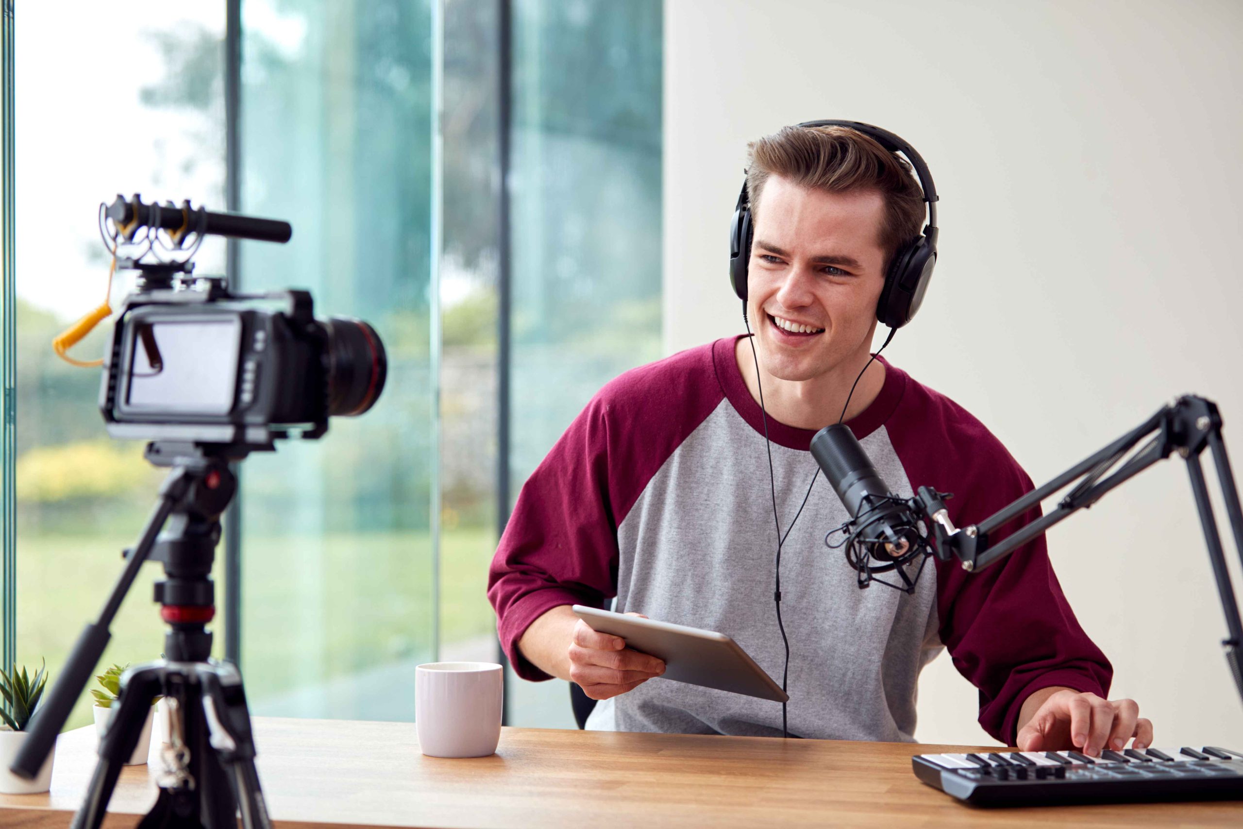 Mic Placement Tips for Better Podcast Sound