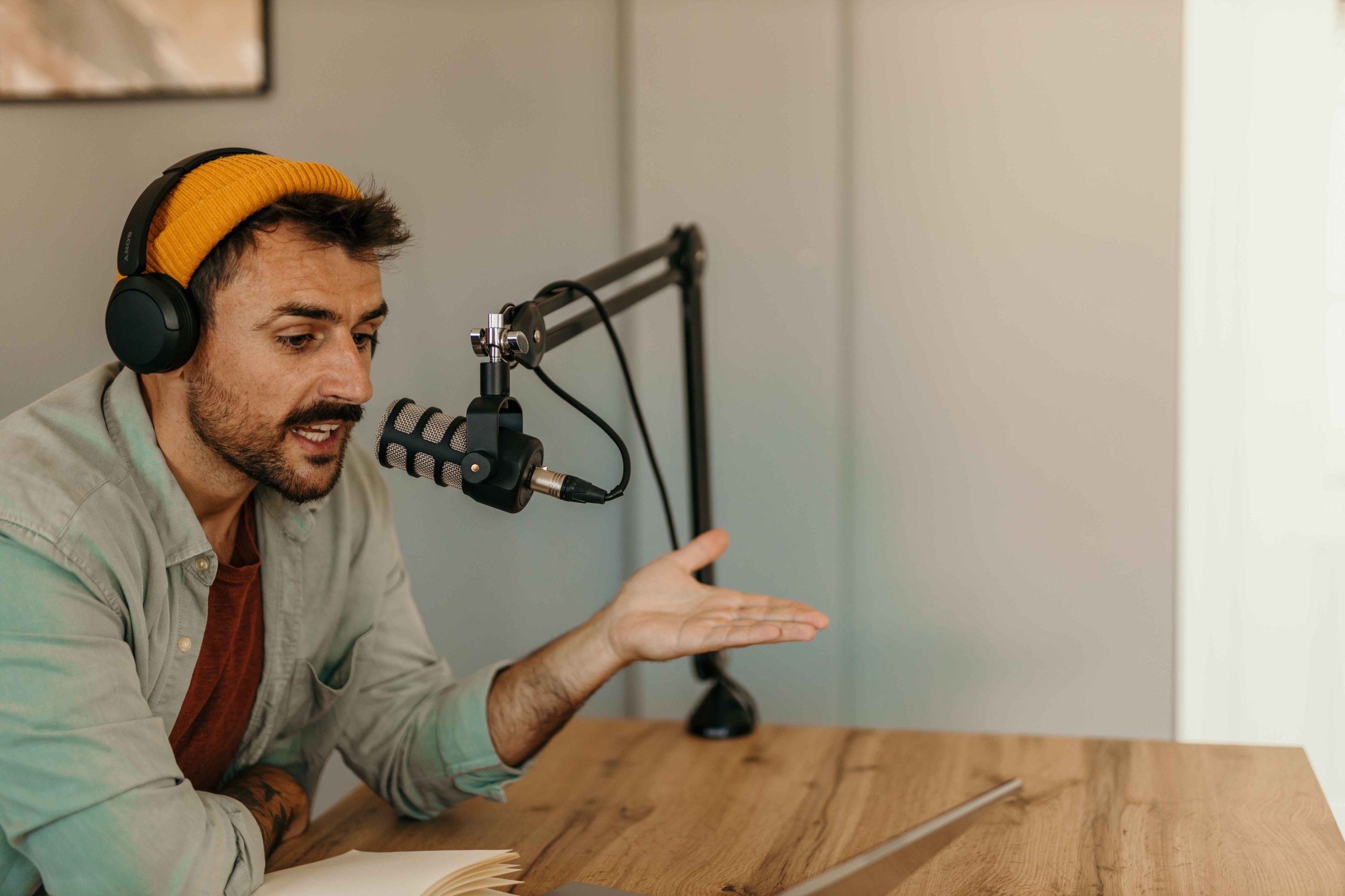 How Podcast SEO Helps You Get More Listeners: